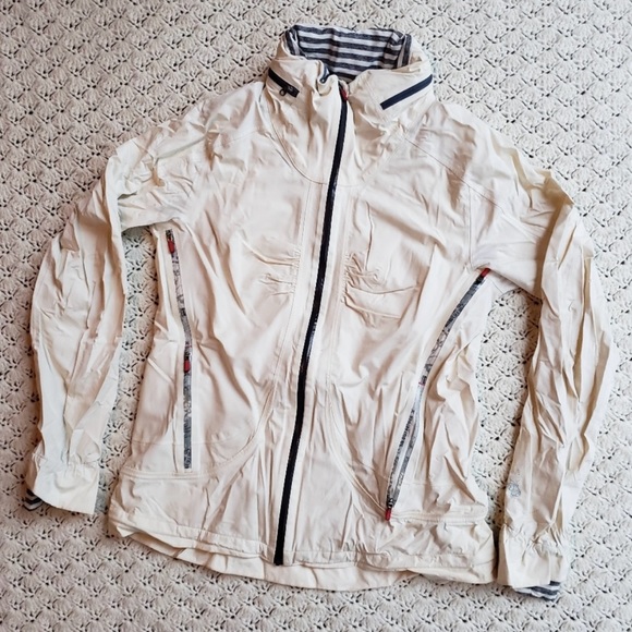 Lululemon Athletica Full Zip Hooded Rain Jacket - Picture 1 of 8